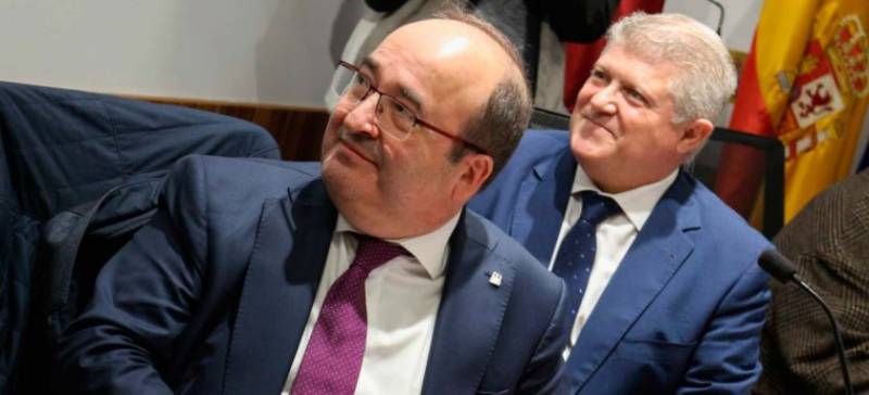 <span style='color:#780948'>ARCHIVED</span> - Experts examine excavating Phoenician ship Mazarron II