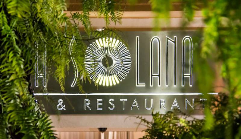Showcasing La Solana, La Quinta's on-site restaurant in La Manga Club