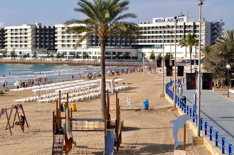 Playa del Postiguet, el Postiguet beach in Alicante City