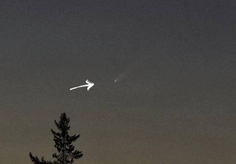 Incredible images of 'Comet of the Century' shooting over the Costa Blanca