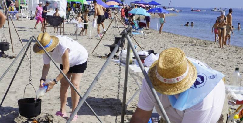 October 12 Caldero Day on the beaches of Los Alcazares!