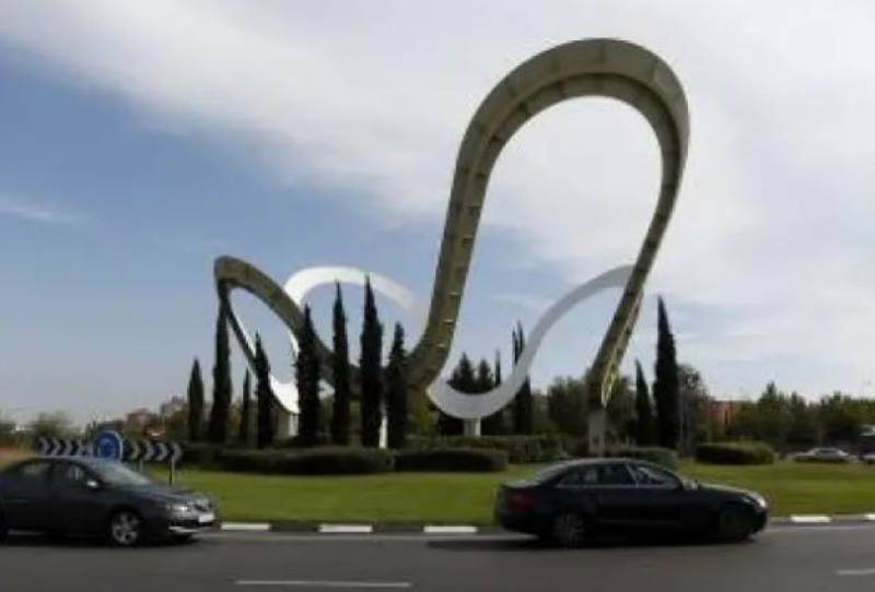 Spain's wacky and wonderful roundabouts: Your guide to the prettiest and ugliest