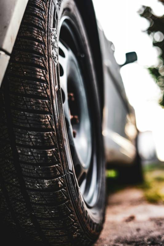 Tyre troubles: Sharp screws cause hundreds of punctures on Spain's most expensive toll road