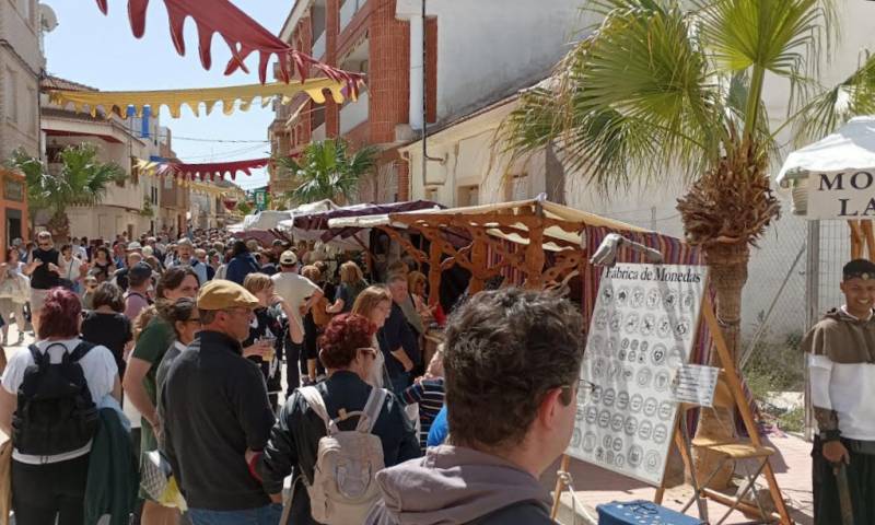 April 17 to 20 Huge medieval market during the Berber pirate raid fiestas in Los Alcázares
