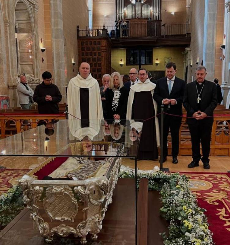 Spanish St Teresa of Ávila's body displayed for first public veneration in over a century