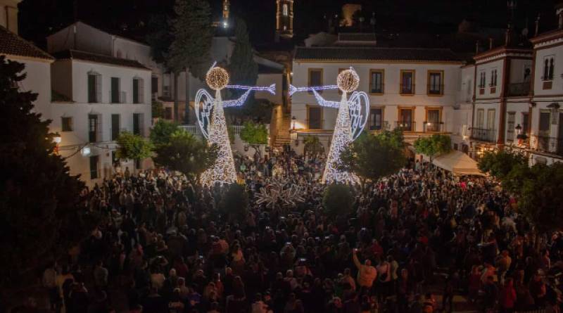 Andalucia town beats Vigo to become the first in Spain to turn on its Christmas lights